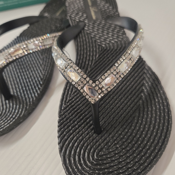 Lauren Lorraine Black Sandals with Silver Accents Size 6 NWT Gigi - Picture 3 of 7